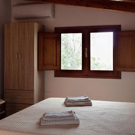 Bed and Breakfast Sa Guardia De Ferricci Соланас Екстер'єр фото
